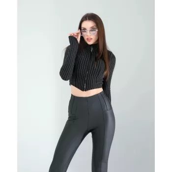 Siyah Fitilli Parmak Geçmeli Crop