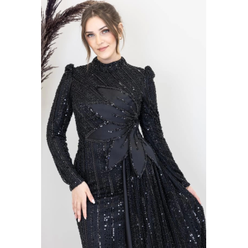 Beli Çiçek Detaylı Bergüzar Abiye - Siyah