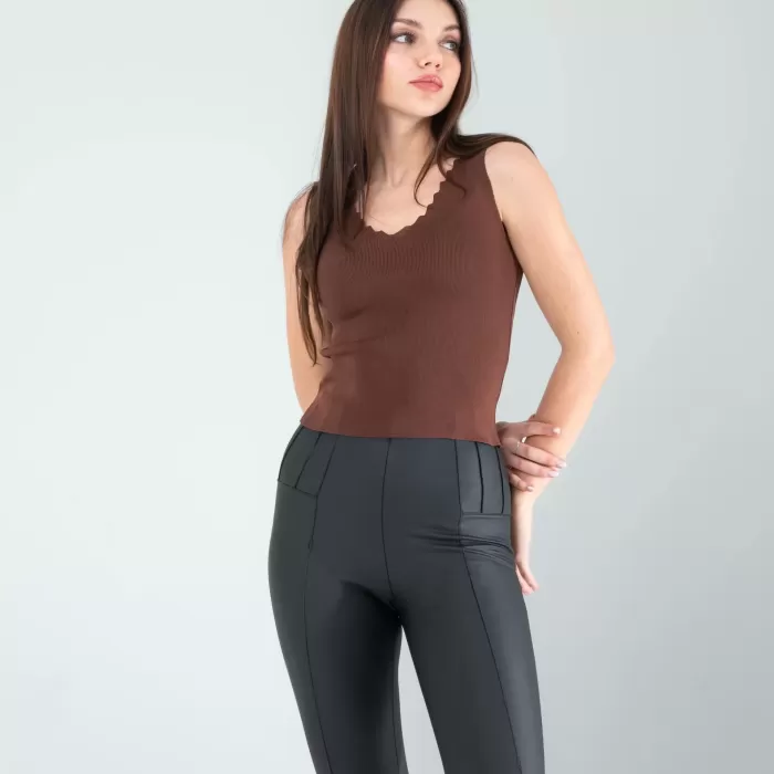 Acı Kahve Merdiven Yaka Kalın Askı Crop Bluz
