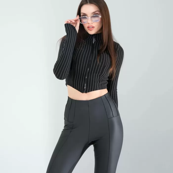 Siyah Fitilli Parmak Geçmeli Crop
