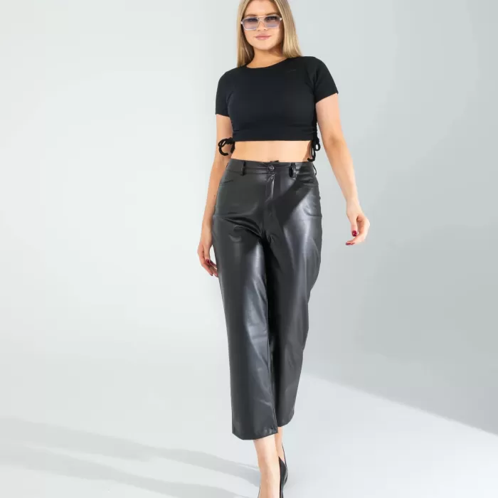 Siyah Yandan Büzgülü Crop