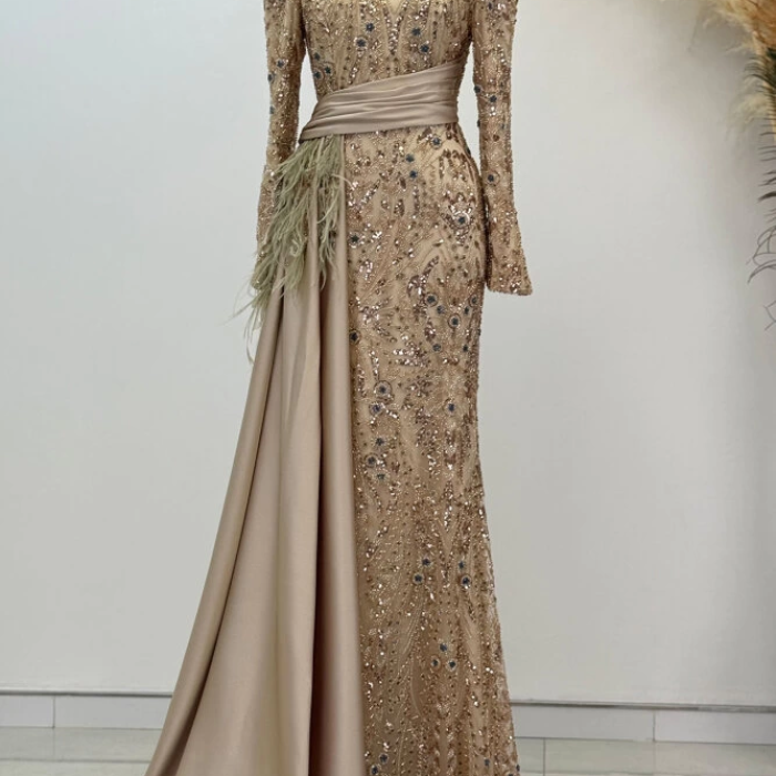 Beli Kuyruk Detay Dantel Zenna Abiye - Gold