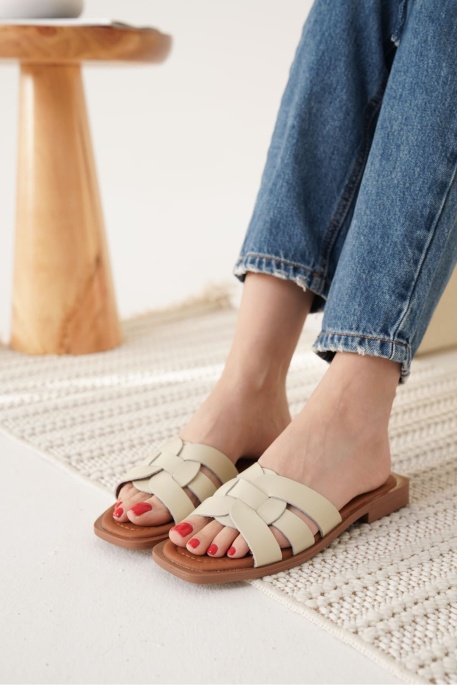 Marlen Bej Hakiki Deri Terlik