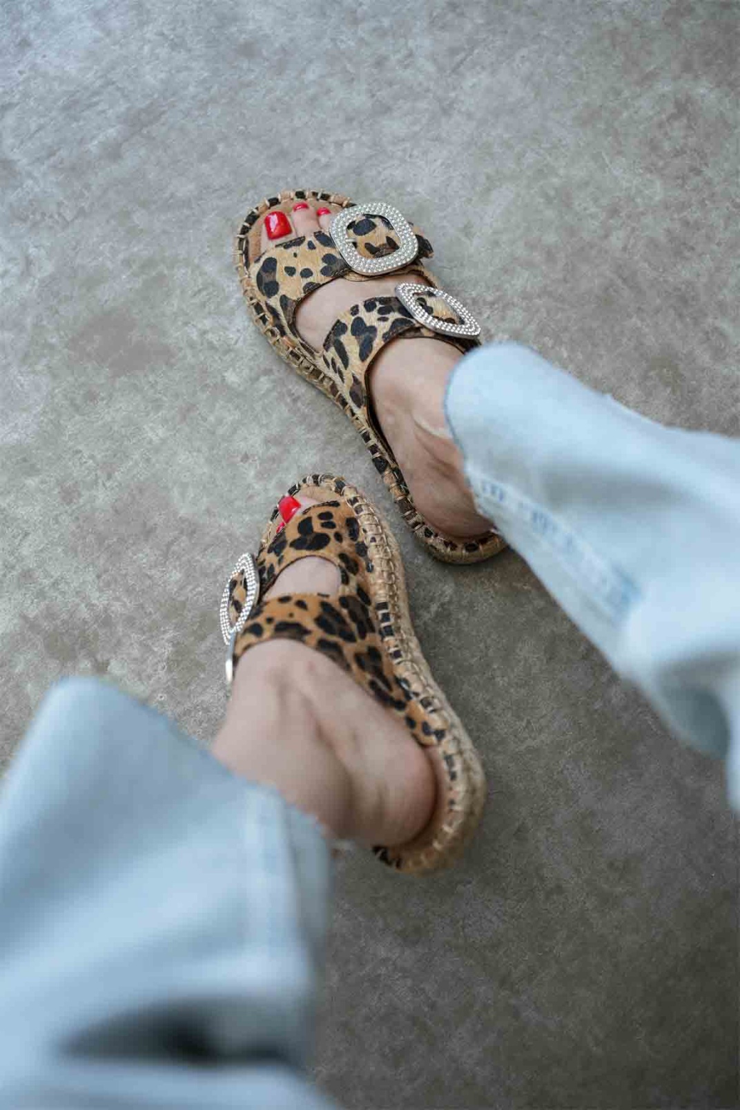 Tyna Süet Leopar Taşlı Kadın Terlik