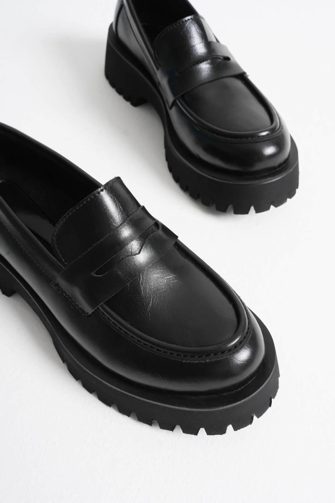 Noir Kadın Günlük Siyah Loafer Ayakkabı