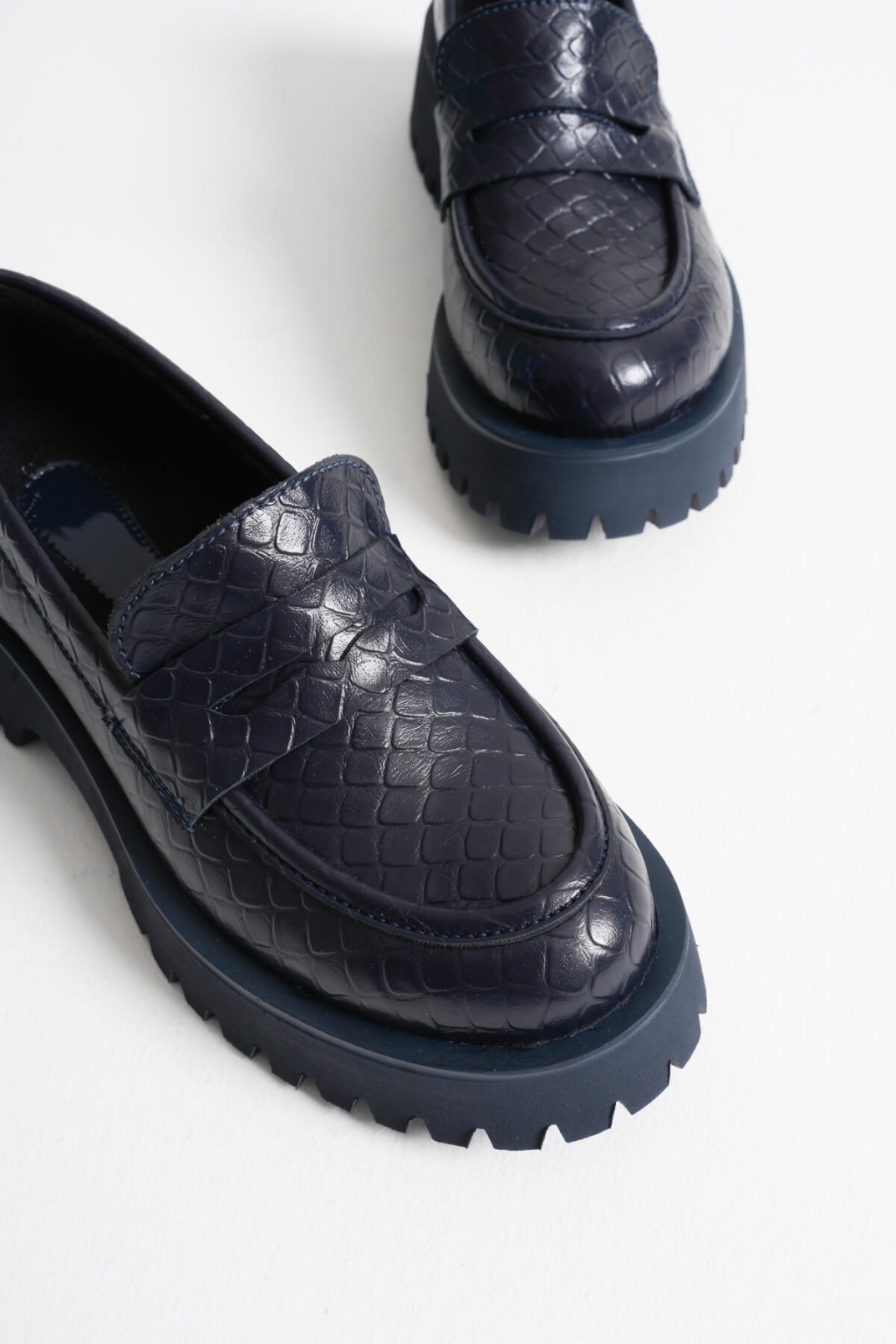 Noir Kadın Günlük Lacivert Kroko Loafer Ayakkabı