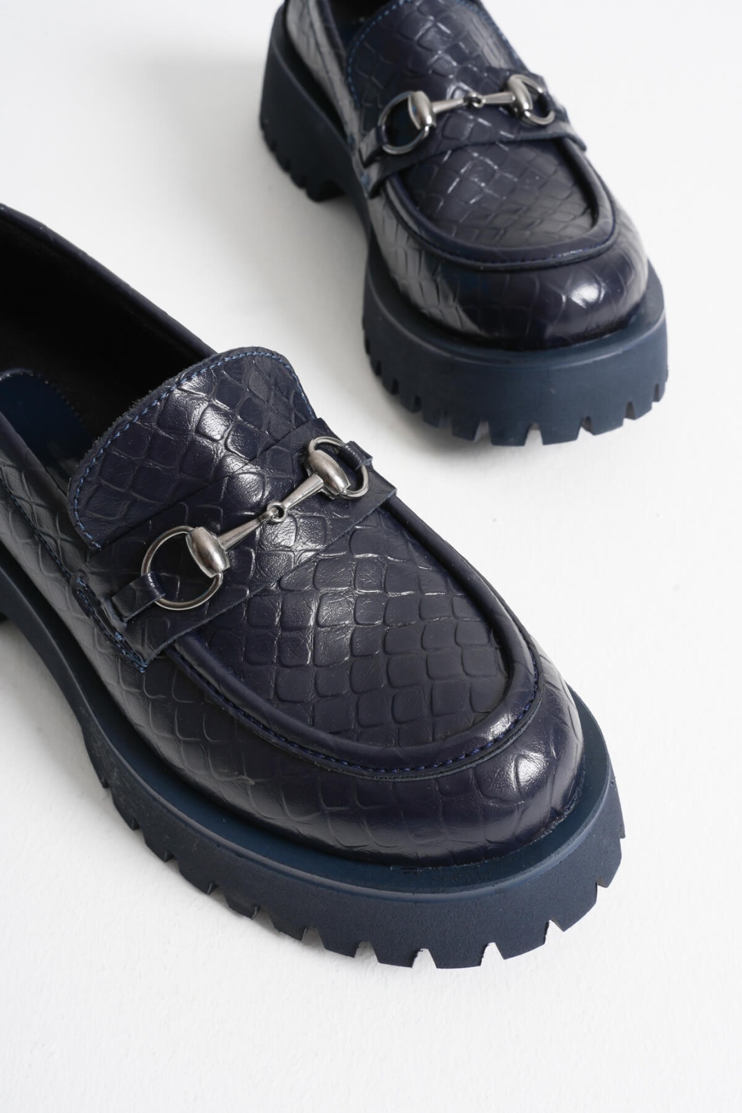 Lara Toka Detaylı Lacivert Kroko Baskılı Günlük Loafer Ayakkabı