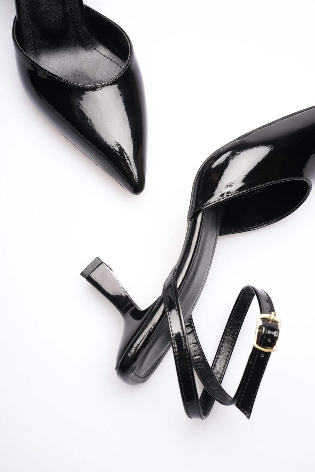 Kadın Siyah Rugan Topuklu Ayakkabı TR03MS02A