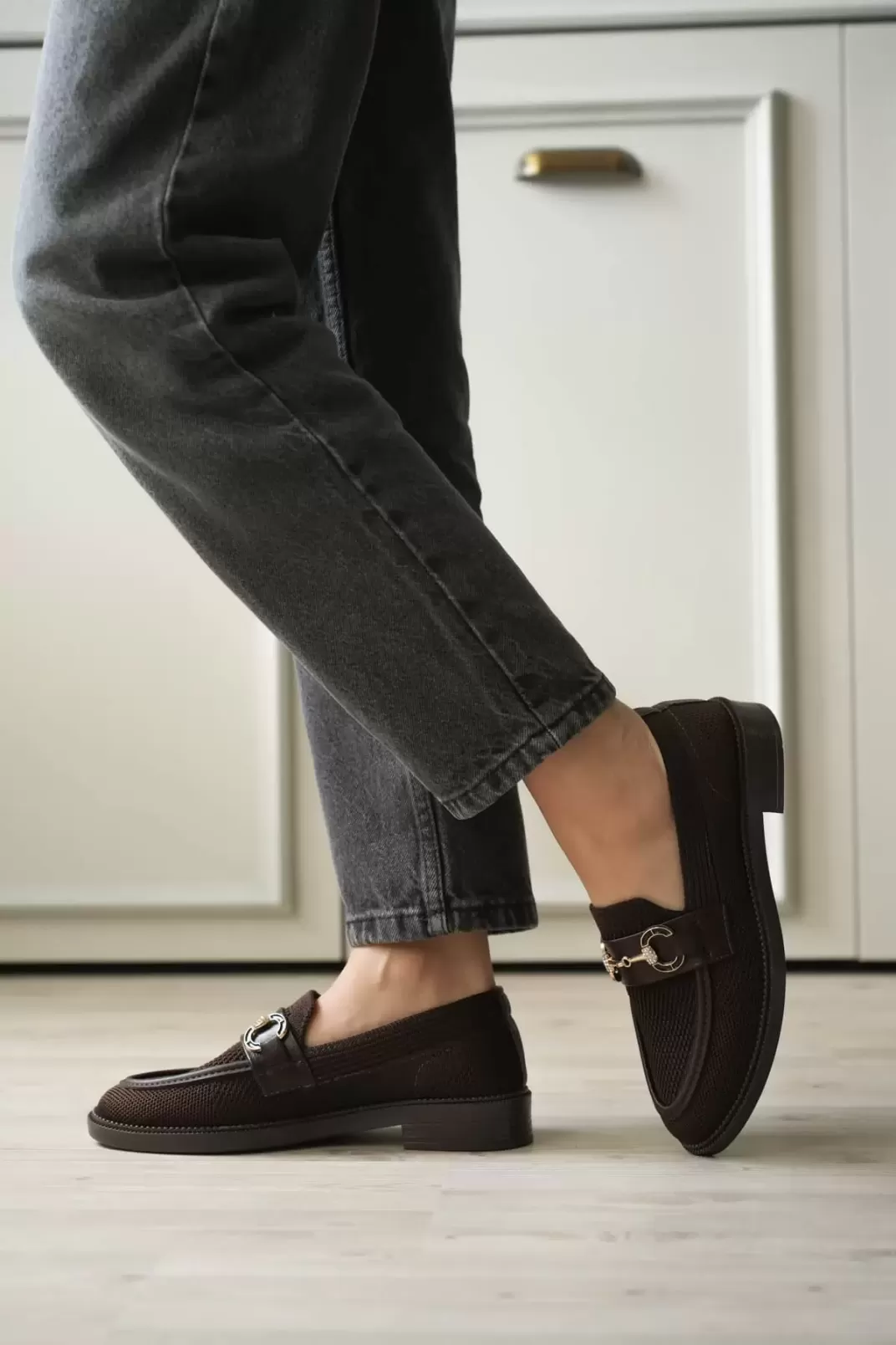 Acı Kahve Kadın Metal Tokalı Günlük Ayakkabı TR30MS02C