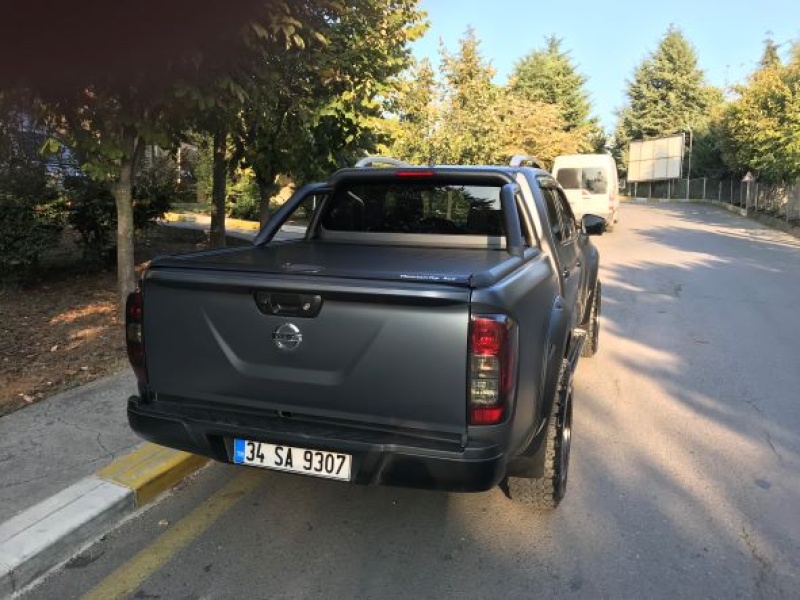 MOUNTAIN TOP ROLL SİYAH - NİSSAN NP300