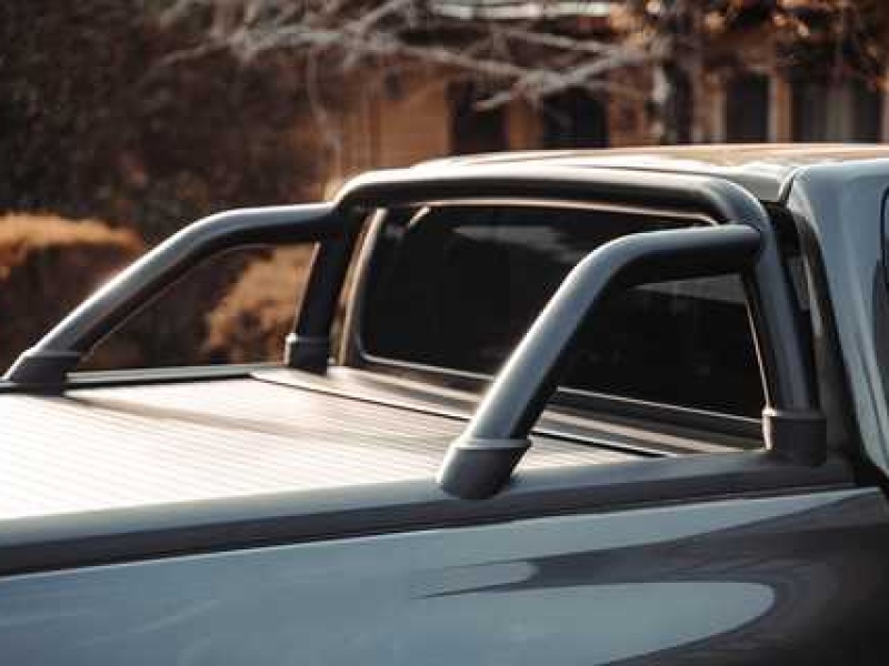 Toyota Hilux DC  Sportsbar, EVOm Mountain Top
