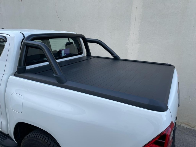 Toyota Hilux DC  Sportsbar, EVOm Mountain Top