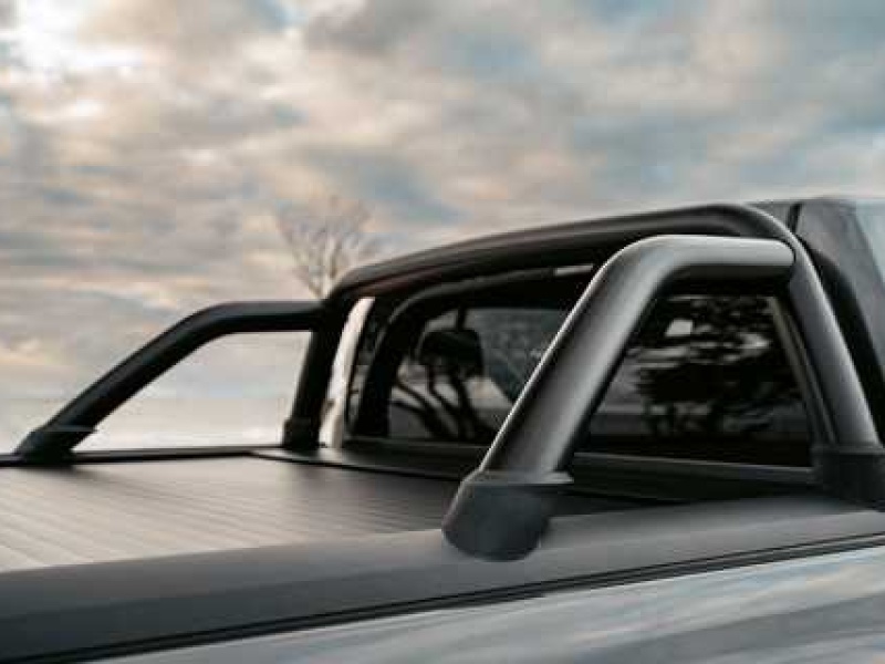 Toyota Hilux DC  Sportsbar, EVOm Mountain Top