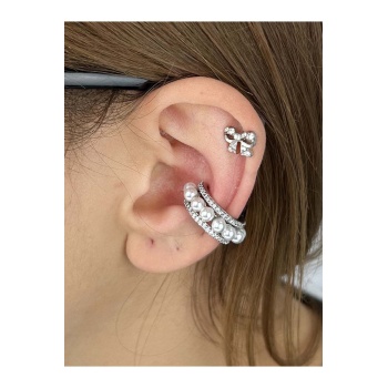 Küpe, Zirkon Taşlı, Kararmayan Çelik, Kıkırdak bölgesi, İnci Detaylı, Gümüş Renk, Model510