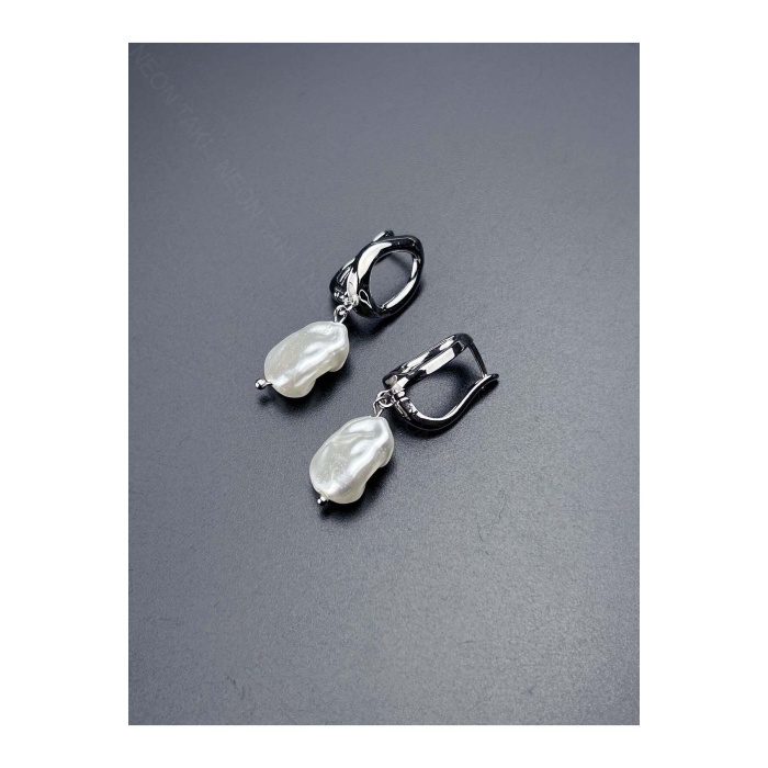 Küpe, Kararmayan Paslanmaz Çelik, İnci Detaylı, Gümüş Renk, Model585