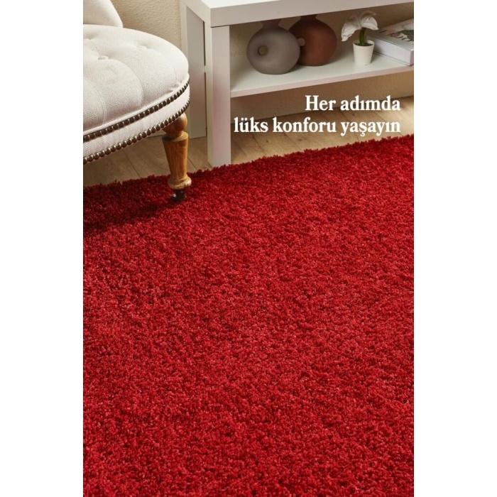 Yüksek Tüylü 30 mm Hav Yüksekliğinde Düz Kırmızı Renkli Shaggy Halı
