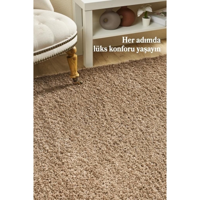 Yüksek Tüylü 30 mm Hav Yüksekliğinde Düz Mokka Açık Kahverengi renkli Shaggy Halı