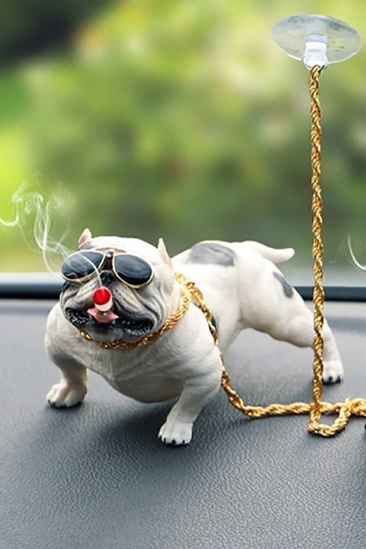 Araba İçi Torpido Üstü Simülasyon Beyaz Pitbull Köpek Dekorasyon