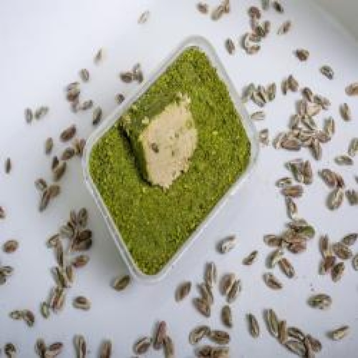 Tahin Helvası(Fıstıklı)