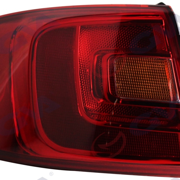Stop Lambası Dış Sol Vw Jetta 2011-2014 5C6945095