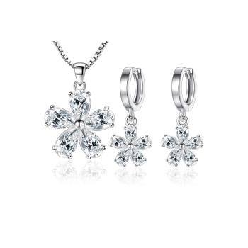 925 Ayar Kristal Taşlı Çiçek Tasarım Gümüş Kolye Küpe Seti