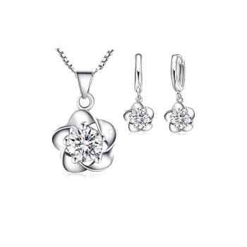 925 Ayar Gümüş Çiçek Kolye Kanca Küpe Seti Sevgiliye Hediye