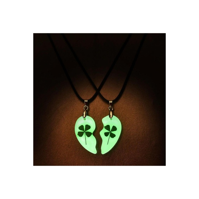 Sevgililer Için Karanlıkta Parlayan Fosforlu Yonca Kalp Kolye Sevgililer Günü Hediyesi