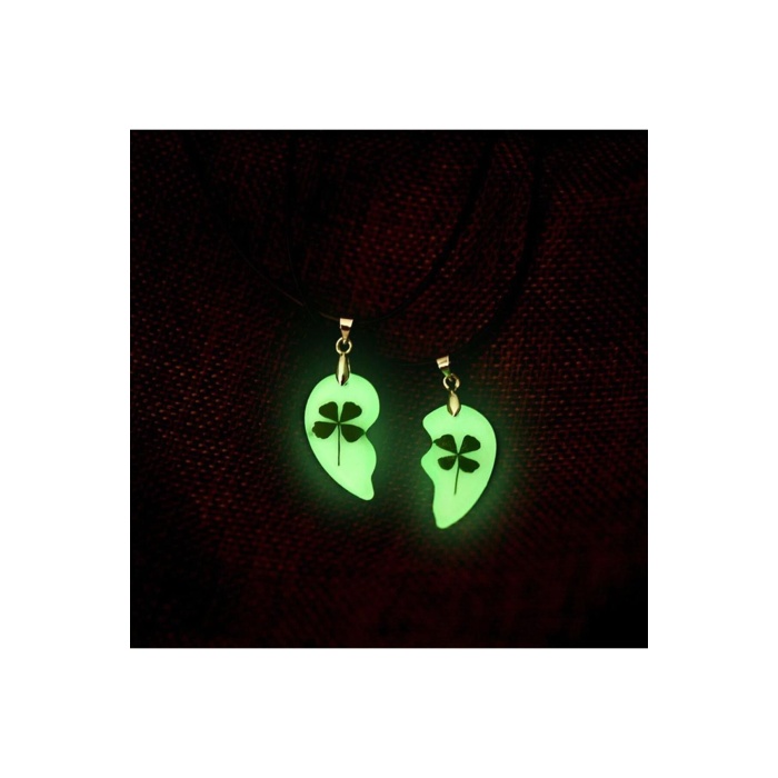 Sevgililer Için Karanlıkta Parlayan Fosforlu Yonca Kalp Kolye Sevgililer Günü Hediyesi