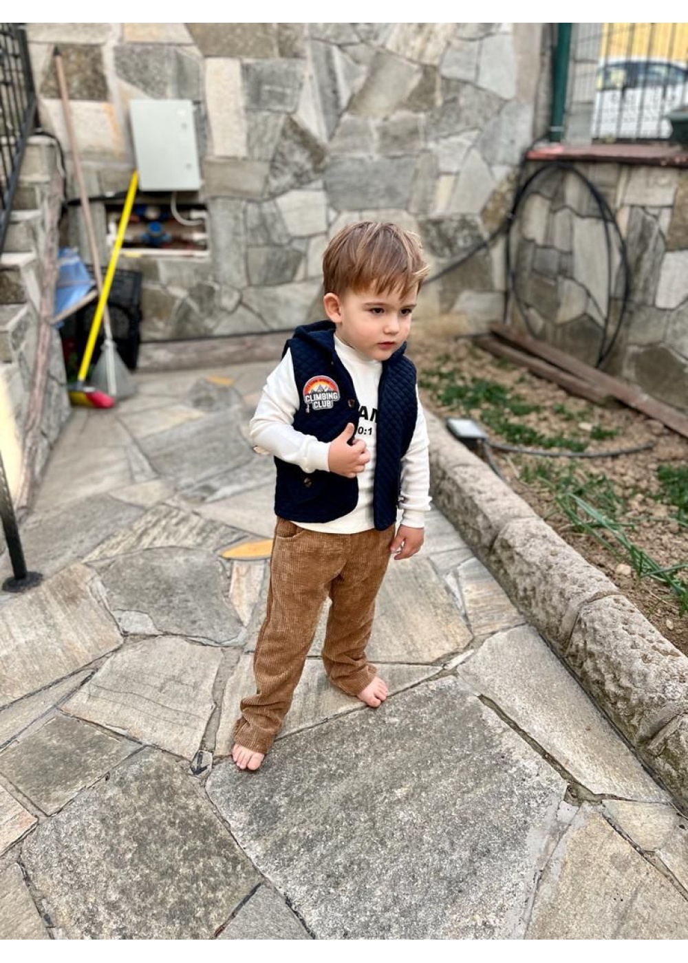 3-4-5 Yaş Fitilli Kadife Pantolon Kapitone Kapşonlu Yelek Uzun Kollu Sweat 3lü Erkek Çocuk Takımı