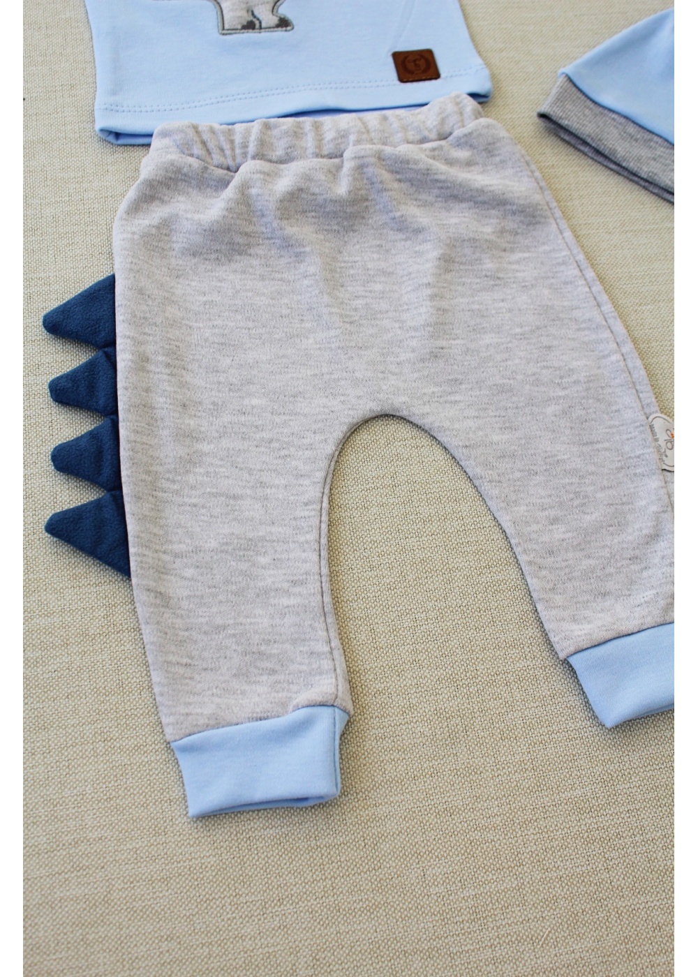 3-6 6-9 9-12 Ay Minik Dino Nakışlı Şapkalı Uzun Kollu Sweat 3lü Kız-erkek Bebek Takımı