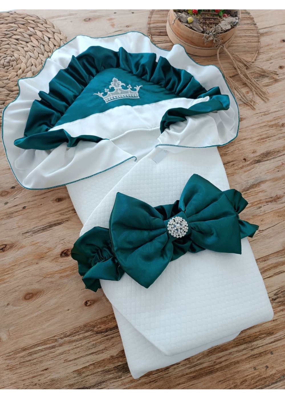 Yenidoğan Mehtap Lüks Kelebek Taç Nakışlı Bebek Battaniyesi Kundak