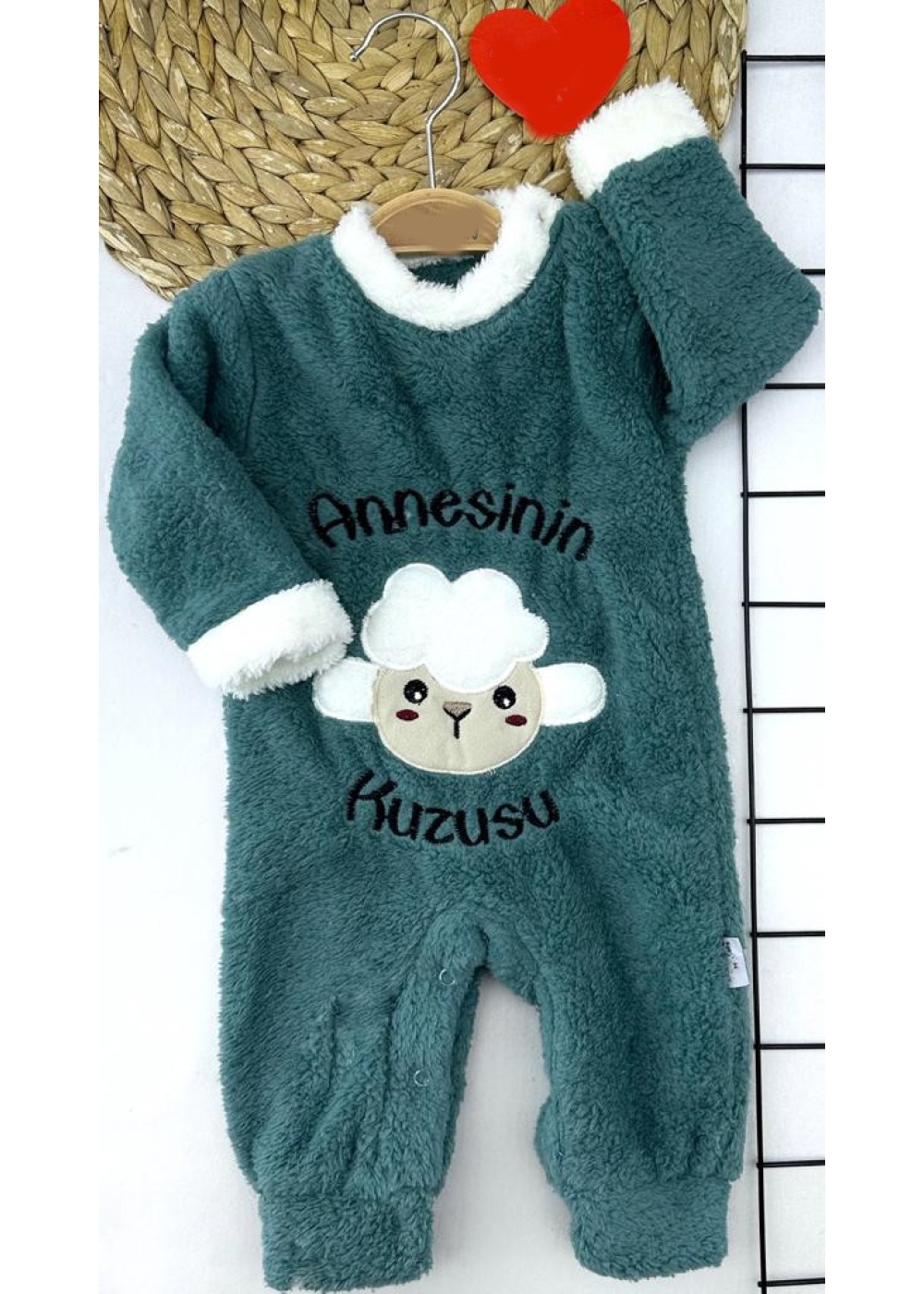 3-6-9-12 Ay Kuzu Tüylü Kumaş Annesinin Kuzusu Nakışlı Alttan Çıtçıtlı Kız Erkek Bebek Tulumu