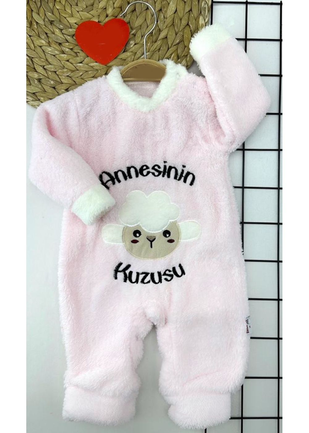 3-6-9-12 Ay Kuzu Tüylü Kumaş Annesinin Kuzusu Nakışlı Alttan Çıtçıtlı Kız Erkek Bebek Tulumu