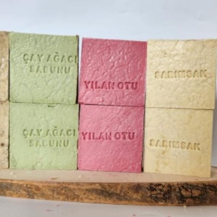 Doğal Üretim Sabunu Karışık (Çörekotu-Çay Ağacı-Yılan Otu-Sarımsak) 8li Set