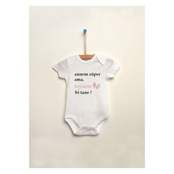 Annem Süper Ama Teyzem Bi Tane Baskılı %100 Pamuklu Çıtçıtlı Bebek Body Zıbın Atlet Tulum