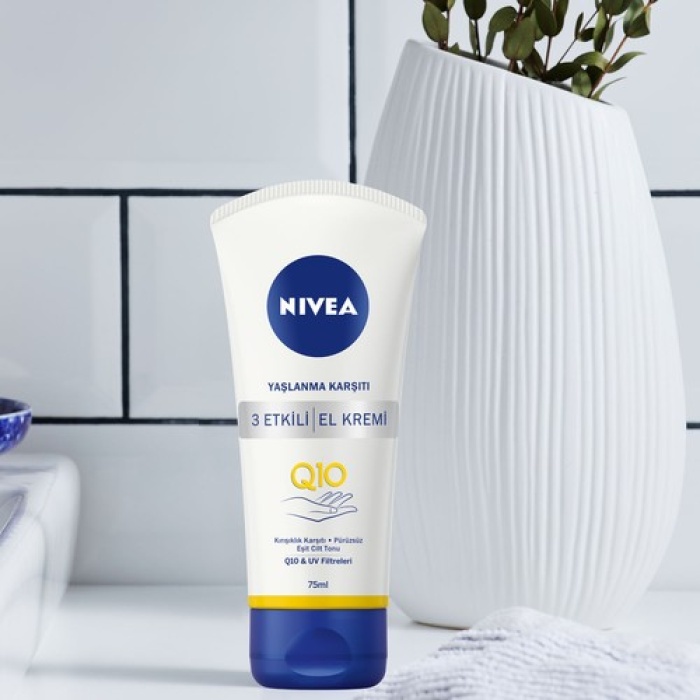 Nıvea Pürüzsüzleştirici El&Tırnak Bakım Kremi 75Ml