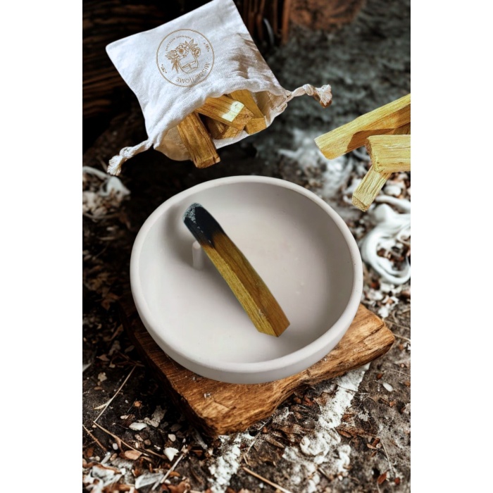 Palo Santo Tütsü Seti – 4 Adet Palo Santo (30-35 gr) ve Palo Santo Tütsülük (Beyaz) - Peru