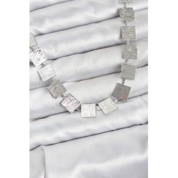 Kare Plaka Model Gümüş Renk Kadın Kolye - TJ-BKO10824