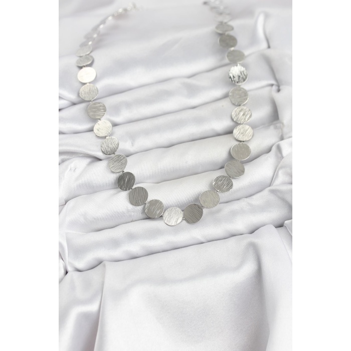 Yuvarlak Plaka Model Gümüş Renk Kadın Kolye - TJ-BKO10826