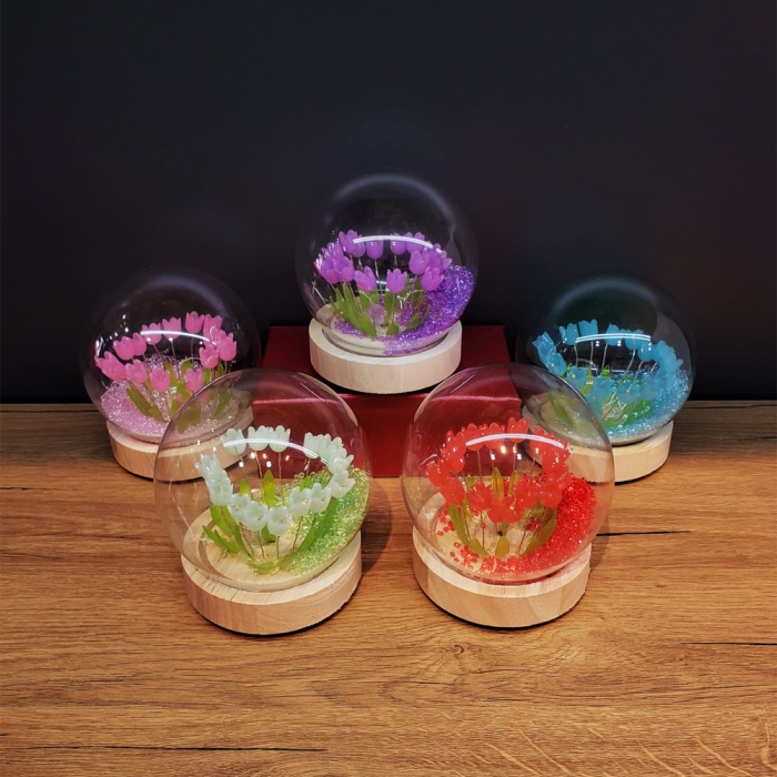 Led Işıklı Lale Cam Fanus 1 Adet