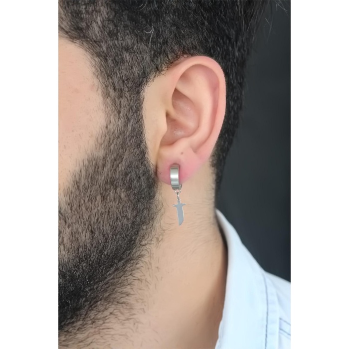 Silver Renk Kaplama Kılıç Figürlü Çelik Kıstırmalı Erkek Küpe - TJ-EKP129