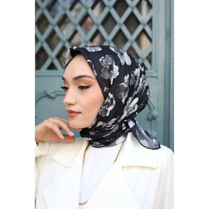 Siyah Beyaz Soft Eşarp