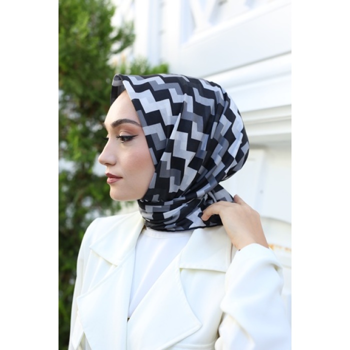 Siyah Beyaz Soft Eşarp