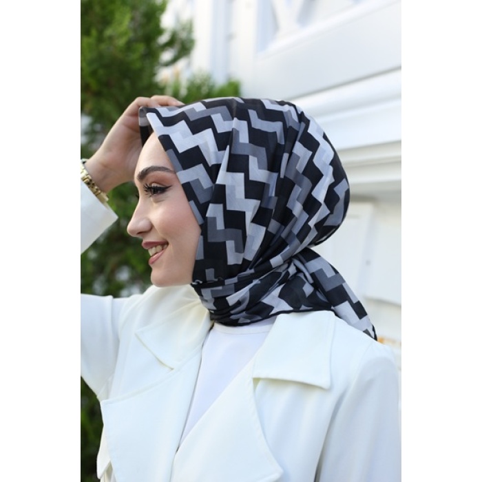 Siyah Beyaz Soft Eşarp