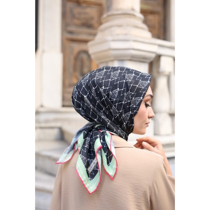 Ağ Çizgi Desen Soft Eşarp