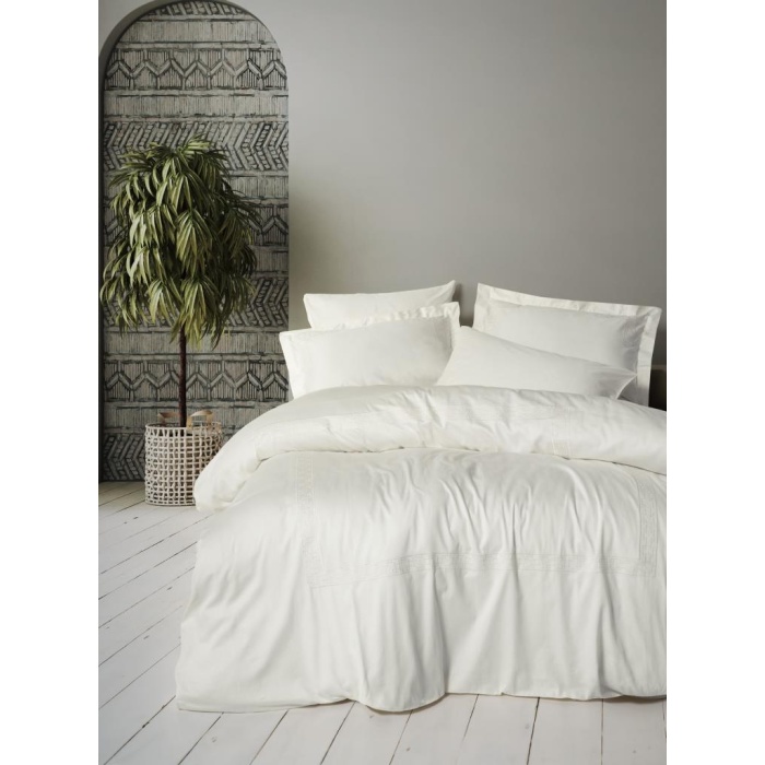 Nakışlı Çift Kişilik Saten Nevresim Takımı Luxe Ekru