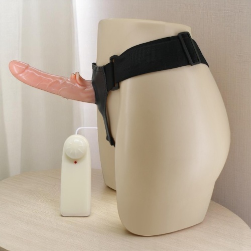 Harnes 20CM Titreşimli Belden Bağlamalı Penis Realistik Protez