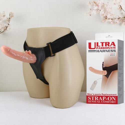 Harnes 20CM Titreşimli Belden Bağlamalı Penis Realistik Protez