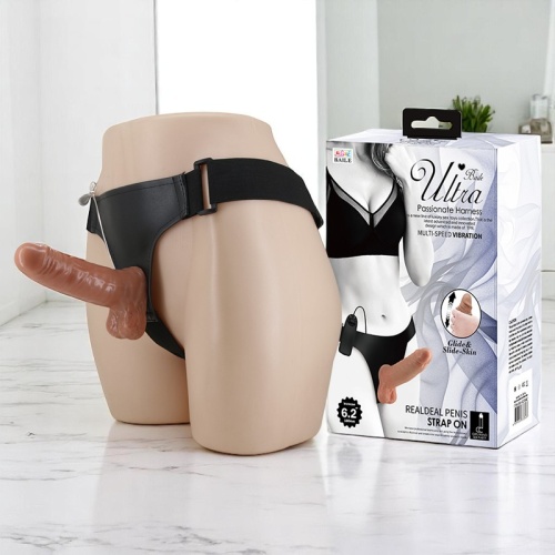 BAİLE 16 cm Yeni Nesil Belden Bağlamalı Çift Katmanlı İçi Dolu Titreşimli Strapon Penis