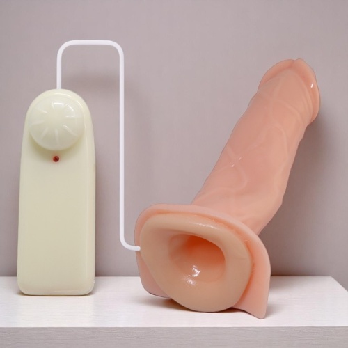 BAİLE 19 cm Yeni Nesil Belden Bağlamalı Çift Katmanlı İçi Dolu Titreşimli Strapon Penis